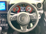 【純正革巻きステアリング】上質な革を使用することで、手にしっかり馴染みとても運転しやすいハンドルです♪
