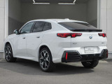BMW認定中古車は、ドイツ本社と同様の教育・訓練を受けたBMW専門のメカニックが100項目以上のポイントを徹底的にチェックし、整備したうえでご納車させていただきます。