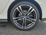 左後リヤ 225/40R18