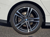 右後リヤ 225/40R18