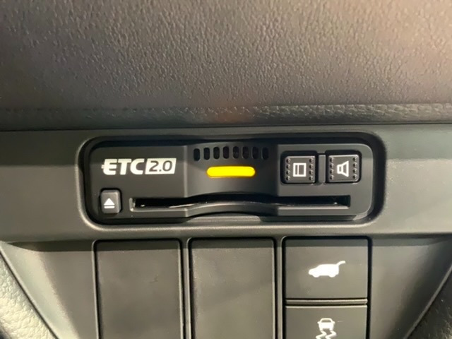 ホンダ ZR-V 2.0 e:HEV Z の中古車詳細 (4,000km, クリスタル