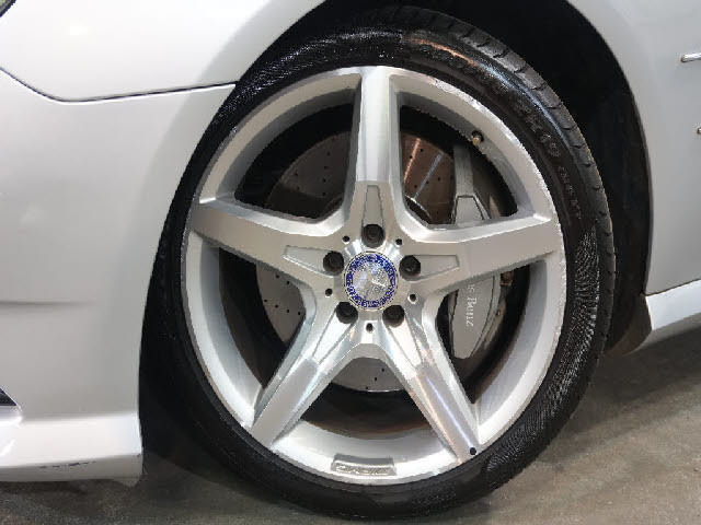 【美品】SL350メルセデスベンツタイヤ・アルミホイールセット メルセデス・ベンツ SLクラス SL350 の中古車詳細 (39,000km