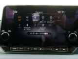 日産コネクトナビ・フルセグTV、Bluetooth Audioなど多彩なメディアに対応しています。