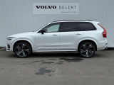 ◆サイド/流麗なプロポーションはVOLVO車の真骨頂。「美しいものと共にありたい」というオーナーの願いを満たします