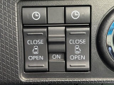 【両側パワースライドドア】スマートキーや運転席のスイッチで後席両側スライドドアの開閉が可能♪電動だから力を入れてドアを開ける必要が無く、小さなお子様でも簡単に開け閉めでき快適です♪