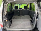 普段のお買い物や通勤、送迎等に十分な荷室スペースを確保しております。セカンドシートを倒すと、大きな荷物の積載も可能です♪