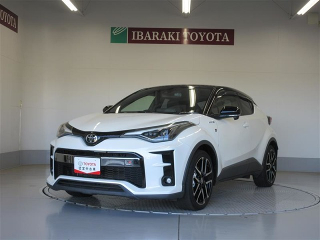 C-HR ハイブリッド 1.8 S GR スポーツ 