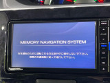 【純正ナビ】人気の純正ナビを装備。オーディオ機能も充実しており、Bluetooth接続すればお持ちのスマホやMP3プレイヤーの音楽を再生可能!毎日の運転がさらに楽しくなります!!