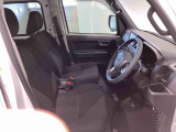 ご覧いただきありがとうございます!安心保証付きの展示車を多数揃えておりますのでお気軽にお尋ねください。