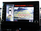 『1台』のお車に対して、3名体制で日々議論を重ね仕入れを行っております。