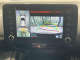 【パノラミックビューモニター】専用のカメラにより、上から見下ろしたような視点で360度クルマの周囲を確認することができます☆死角部分も確認しやすく、狭い場所での切り返しや駐車もスムーズに行えます。