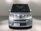 当社の車両には『安心して車選びをしていただくために』お支払い総額を表示しております。税金、自賠責保険料、登録費用、リサイクル料金が含まれており、県内登録及び届出で店頭納車の場合になります。