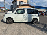 夜22時までライトアップ!展示車見放題!夜間はスタッフも居ませんが、時間を気にせず心置きなく御覧ください。
