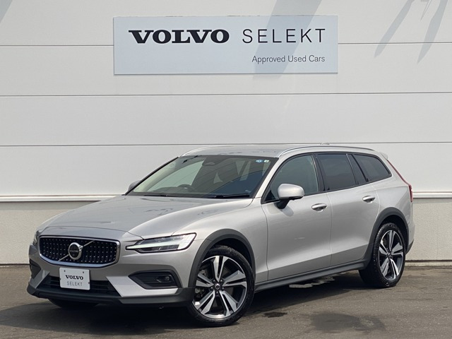 V60クロスカントリーアルティメット B5 AWD 4WD
