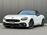 アバルト124スパイダー 1.4 6MT本革シート