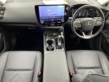 NX 450hプラス バージョンL 4WD 本革シート