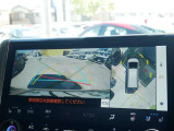 バックモニター(黄色いガイドラインのお陰で、駐車がしやすいです。真上から見下ろしたアングル付きです)