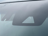 【トヨタセーフティセンス】走行中に前方の車両等を認識し、衝突しそうな時は警報とブレーキで衝突回避と被害軽減をアシスト。より安全にドライブをお楽しみいただけます。