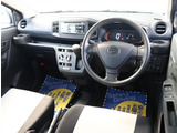 当店では中古車でも残価設定型ローンで乗れます。また当店ではご購入のお車(ガソリン国産車)全て次回お乗り換えまでオイル交換無料となります。