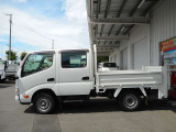ディーゼル、4WD、MT、ABS、Wキャブ、パワーゲート600、シングルタイヤ、荷台内寸約:L204×W159×H38