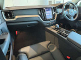 XC60 プラス B5 