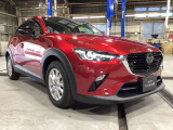 LEDヘッドランプ装備・消費電力が少なく明るいので夜間走行も安心して運転出来ます。