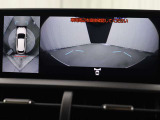 上から車両を見下ろしたような映像をナビゲーション画面に表示する「パノラミックビューモニター」を搭載しています。
