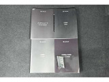 保証書・記録簿・取扱説明書と揃っております。キーの電池は新品にお取替えしてから納車させていただきますので安心してお乗りください。