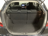 トランクの広さは、どうです、たくさんの荷物が積めますよ。