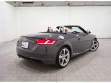 【Tel】042-511-2610【Mail】mail@audi-tachikawa.jp