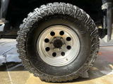 ミッキートンプソン15インチ 装備♪ (前後タイヤサイズ 33×12.5015LT)MAXTREK MADTRAC