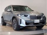 BMWのダイナミック且つエモーショナルなスタイルを印象付けるキャラクターライン(プレスライン)眺めているだけで溜め息の出る美しさです☆