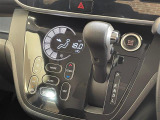 【オートエアコン】車内温度を感知して自動で温度調整をしてくれるのでいつでも快適な車内空間を創り上げます!