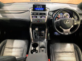 NX 200t Fスポーツ 