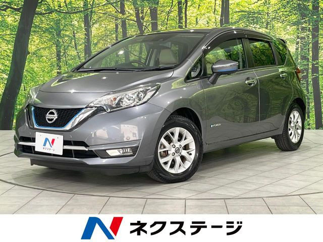 ノート 1.2 e-POWER メダリスト FOUR 4WD 
