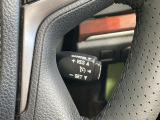 【クルーズコントロール】高速道路もラクラク走行。アクセルを離しても一定速度で走行ができ、長距離運転時の負担を軽減!加速・減速も簡単なスイッチ操作で調整できます。
