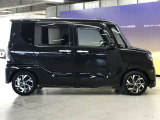 エンジンルーム、室内、クリーニング済みです。厳選したお車を屋内展示場にて展示中☆車両品質には自信がございます!ぜひ一度ご来店ください!!