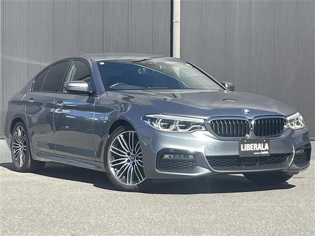 5シリーズセダン523i Mスポーツ本革シート 修復歴無し