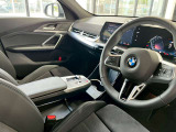 【ご納車後について】遠方のお客様はお住まいのエリアのBMWサービス工場にてメンテナンスを受けて頂けます。現地BMWへのお取次ぎなどもさせて頂きますのでご安心下さい。