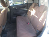 乗車人数や荷物の形状に合わせたシートアレンジができます。