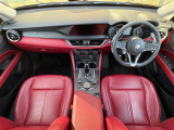 ステルヴィオ 2.2 ターボ ディーゼル Q4 4WD 本革シート 修復歴無し