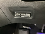 ハンドルの左下にETCがついています。高速道路の料金所の通過も楽々です。 カードの取り出しもしやすい場所についています。