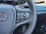 【レーントレーシングアシスト(LTA)】レーダークルーズコントロール使用時に、車線の中央を走るように支援したりお知らせしたりして、車線逸脱を防ぎます!機能には限界があるためご注意ください。