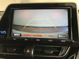 後方の見にくい視界もバックモニターで確認サポートして駐車時も安心☆