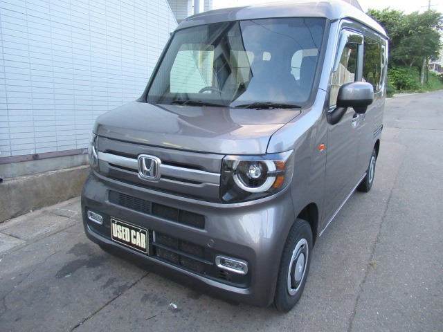 N-VAN +スタイル ファン 4WD 