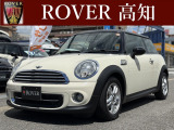 外装は、専任のスタッフが真心込めて丁寧に艶出し施工済みです。中古車とは思えない程に、ピカピカに仕上がっております。納車時には更にきれいにいたします。