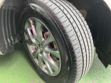 185/65R15のサイズは乗り心地と安定感を計算されて、マツダ2にピッタリなサイズを選ばれました。