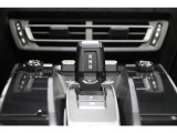 トランスミッションはPDKです。気持ちのいいシフトチェンジができます。