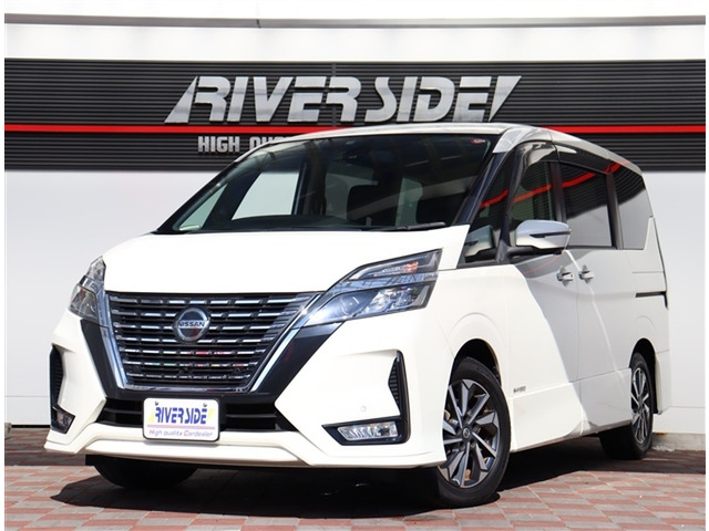 日産 セレナ 2.0 ハイウェイスター V