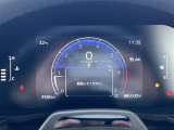 【スピードメーター】メーターがシンプルで見やすく運転しやすいですね。